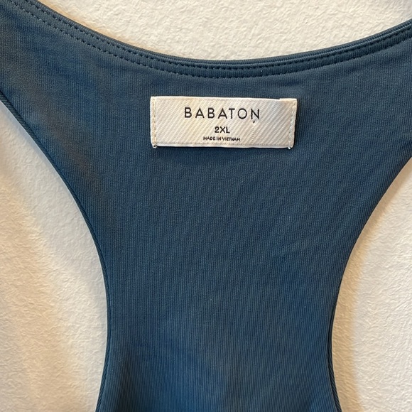 NWT Aritzia Babaton Contour Herbage Green Tank Top - Picture 3 of 5